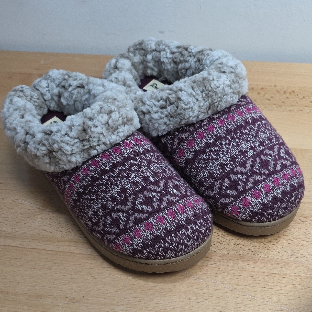 Dearfoams Purple and Pink Knit Slippers